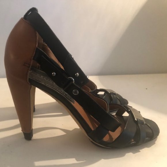 Celine Shoes - Picture 2 of 3